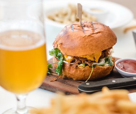 Comment déguster une box de bières en 6 accords culinaires